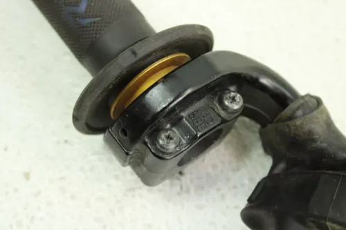 2013 Yamaha Yz250f Throttle Tube/Cables/Case  B4438
