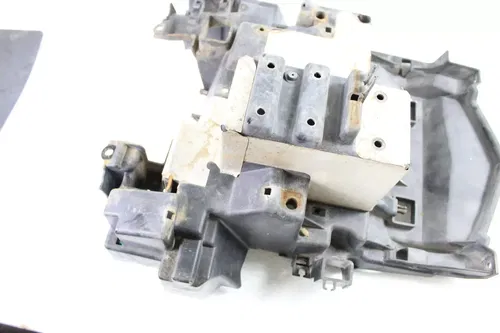 2008 YAMAHA GRIZZLY 700 OEM BATTERY TRAY BOX B4450