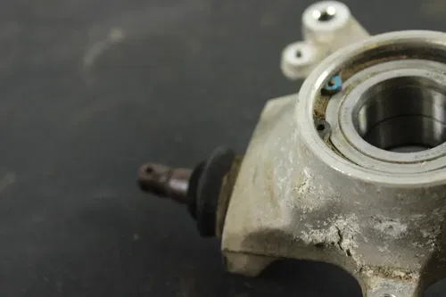 2008 Yamaha Grizzly 700 Front Left Steering Knuckle B4450