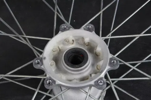 2006 Honda Crf250r Complete OEM 21x1.60 D.I.D Front Wheel  B4385