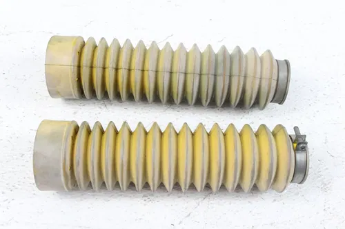 1994 Yamaha Tw200 OEM Fork Boots  B4362