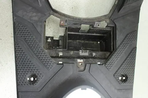 2015 Yamaha Zuma 125 OEM Floorboard  B4432