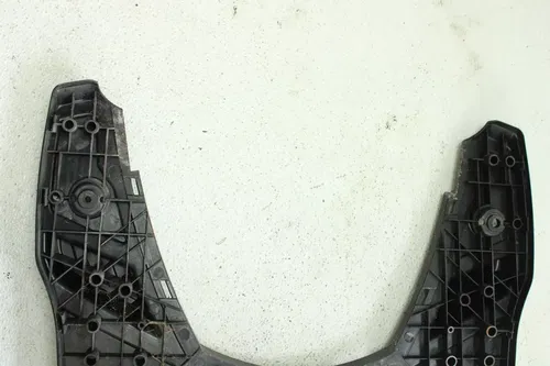 2015 Yamaha Zuma 125 OEM Floorboard  B4432