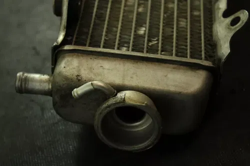 2005 Yamaha Yz125 OEM Right Radiator