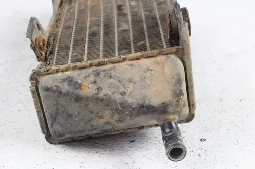 1986 honda Cr250r OEM Right Radiator  B4379