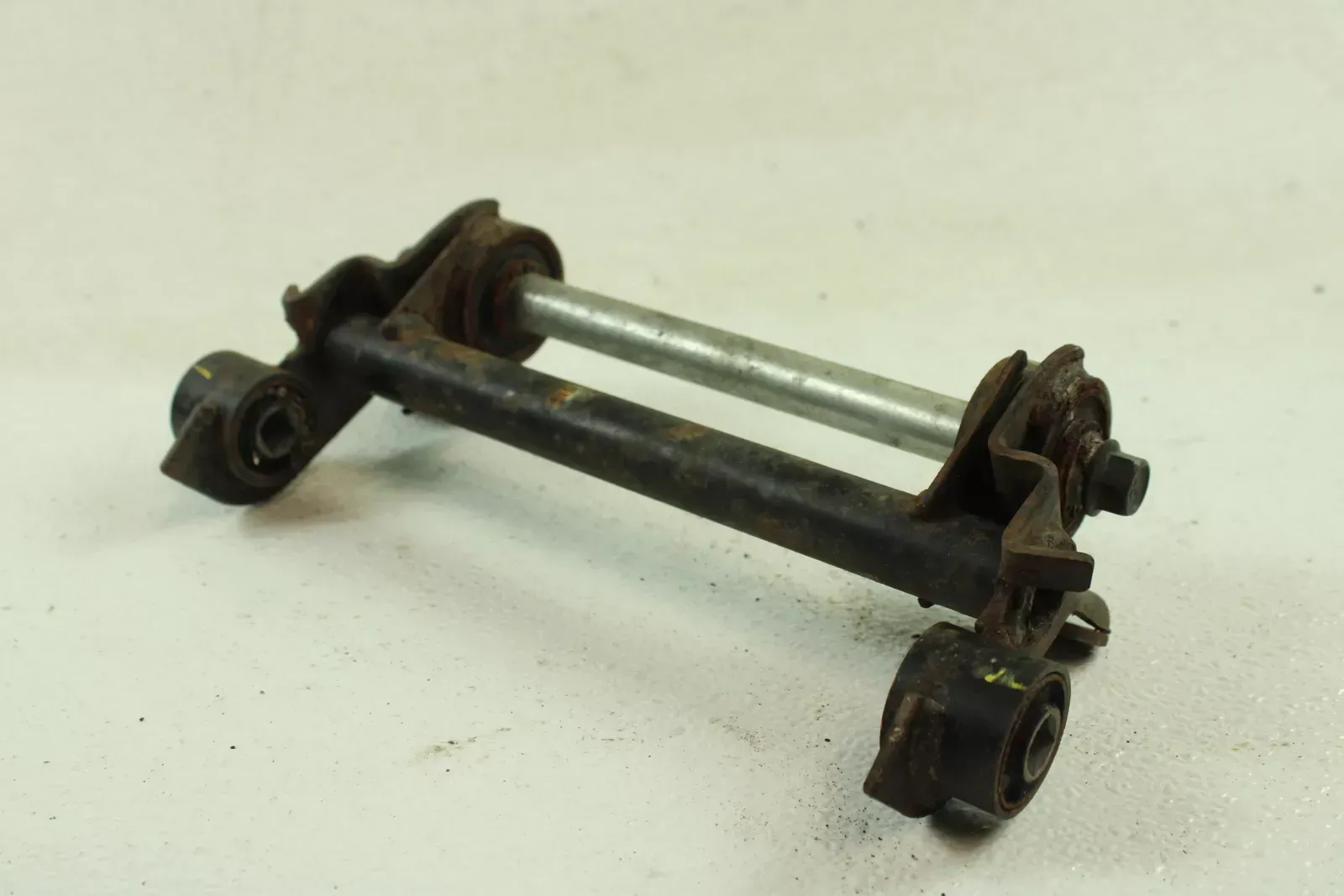 2009 Yamaha Vino 125 OEM Lower Engine Bracket  B4476