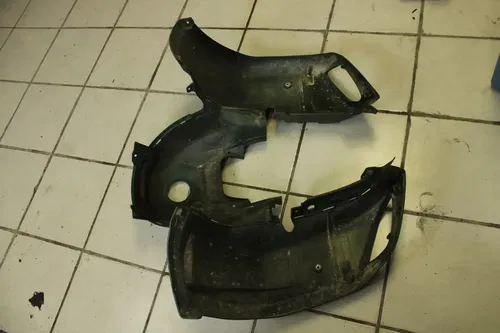 2002 Suzuki Ozark 250 OEM Front Fender  B4474