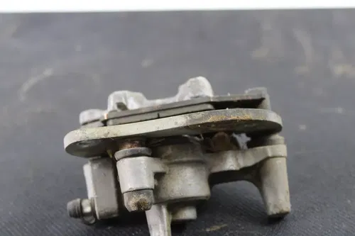 2008 YAMAHA GRIZZLY 700 OEM RIGHT FRONT BRAKE CALIPER B4450