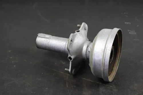 1983 Honda ATC185S Front Hub  B4380
