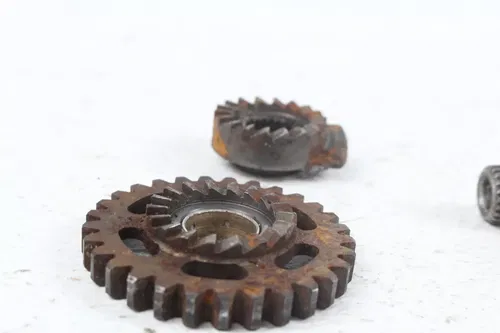 1986 Honda CR125 OEM Kickstarter Gear And Shaft  B4357
