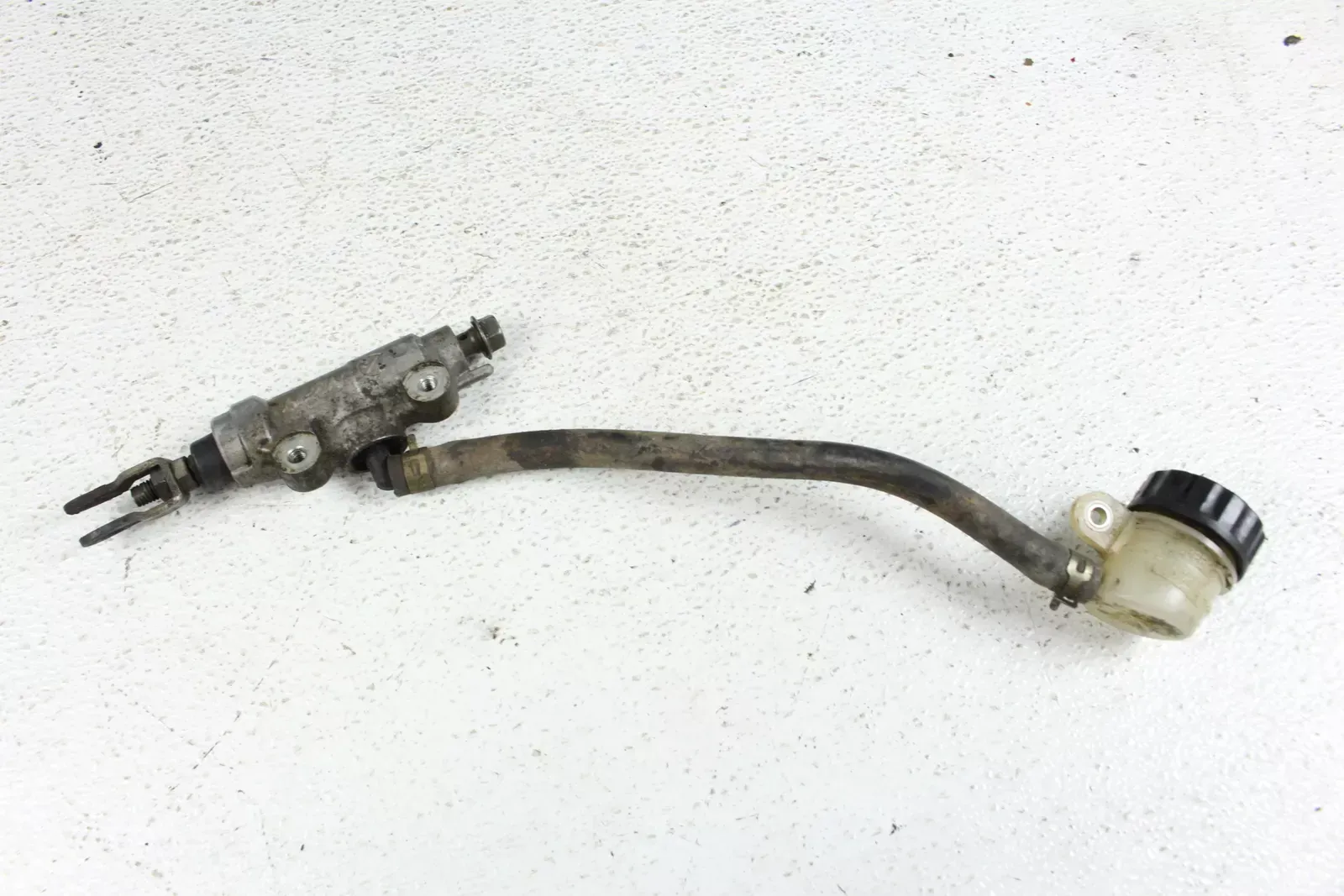 1998 Yamaha Yz125 OEM Nissin Rear Brake Master Cylinder  B4386