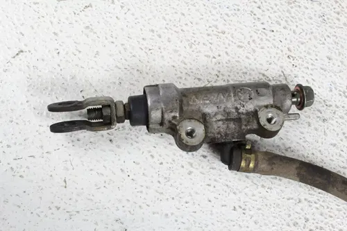 1998 Yamaha Yz125 OEM Nissin Rear Brake Master Cylinder  B4386