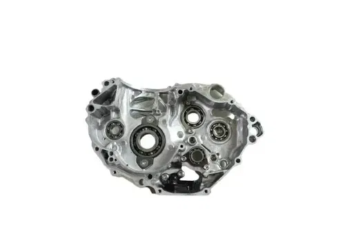 2024 YAMAHA YZ450F OEM RIGHT ENGINE MOTOR CRANKCASE CRANK CASES BLOCK B4451