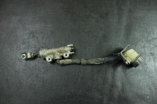 2001 Honda XR250R OEM Nissin Rear Brake Master Cylinder With Reservoir   B4320