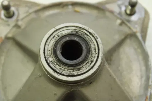 1986 Yamaha Moto 4 OEM Front Left Or Right Hub  B4466-30
