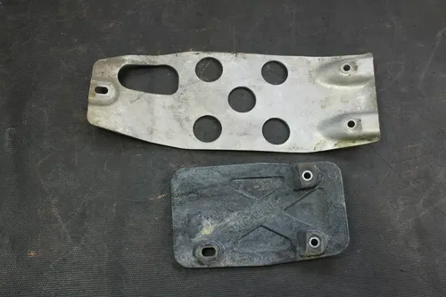 2005 Yamaha Yz450f OEM Skid Plates  B4465