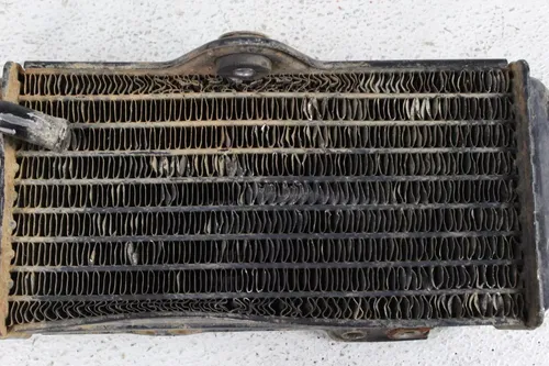 1986 Honda Cr250r OEM Left Radiator  B4379