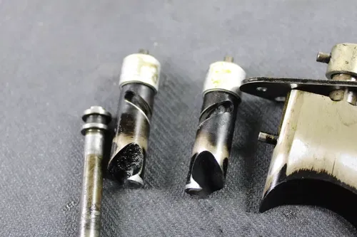 01-07 SUZUKI RM125 RM 125 CYLINDER EXHAUST POWERVALVE POWER VALVE SHAFT B4499