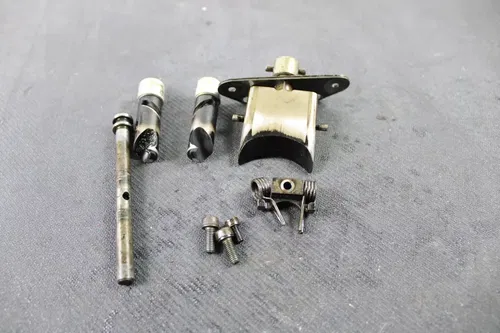 01-07 SUZUKI RM125 RM 125 CYLINDER EXHAUST POWERVALVE POWER VALVE SHAFT B4499