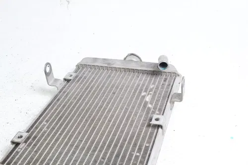 2004 Yamaha Raptor 660r Engine Radiator Motor Cooler Cooling Radiater HR6491