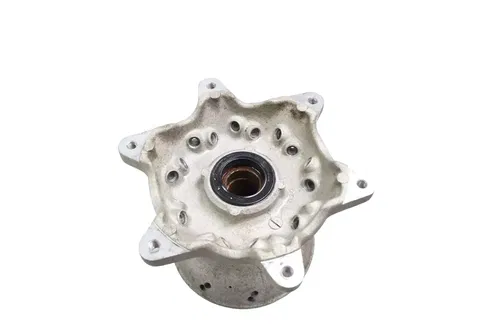 2001 Yamaha Front Wheel Rim Hub HR6423