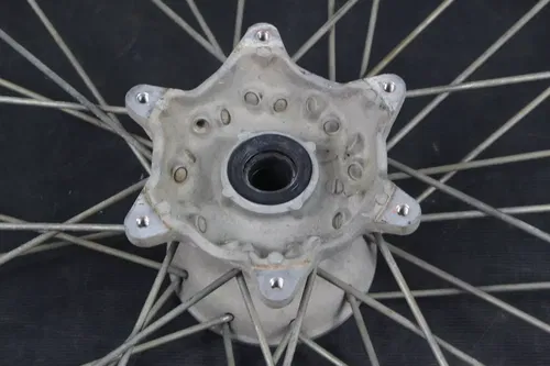 2000 Yamaha Yz250 OEM 21x1.60 Complete Front Wheel  B4364