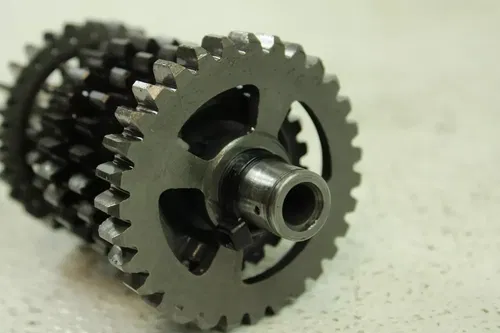 2005 Yamaha Yz125 OEM Transmission Countershaft With Gears  B4493