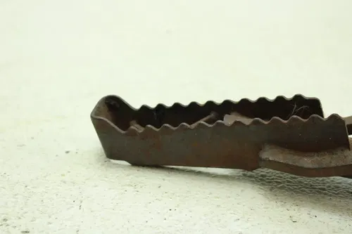 1986 Yamaha Moto 4 OEM Footpeg Set  B4466