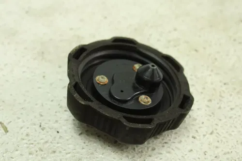 2004 Yamaha Grizzly 660 OEM Gas Cap  B4462