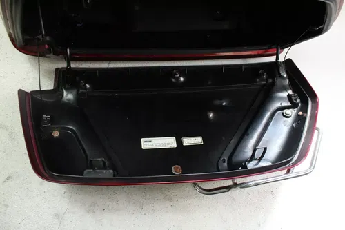 1999 Honda Goldwing 1500 OEM Complete Right Side Saddlebag  B4408