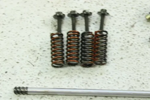 2007 Yamaha Tw200 OEM Clutch Push Rod & Compression Springs  B4422