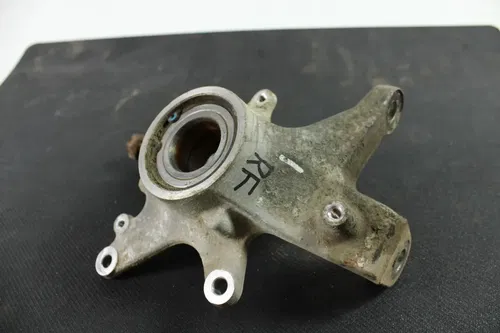 2008 YAMAHA GRIZZLY 700 OEM FRONT RIGHT STEERING KNUCKLES B4450