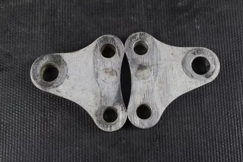 2008 Yamaha Yz450 OEm Lower Engine Mount Set  B4359
