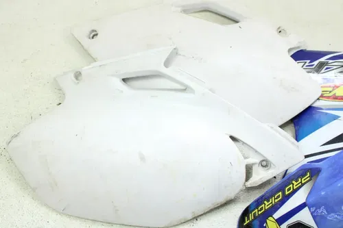 2005 Yamaha Yz450f Plastics  B4456