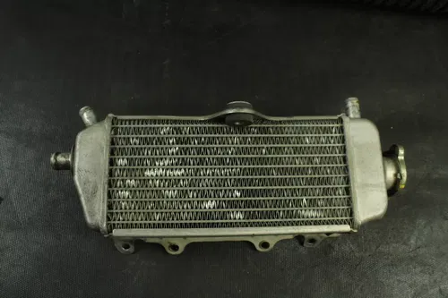 2001 Yamaha Yz125 OEM Right Radiator  B4483