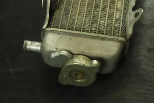 2001 Yamaha Yz125 OEM Right Radiator  B4483