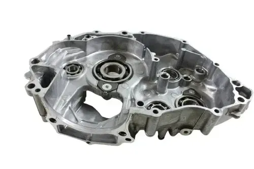 2024-25 YAMAHA YZ450F OEM LEFT ENGINE MOTOR CRANKCASE CRANK CASES BLOCK B4451