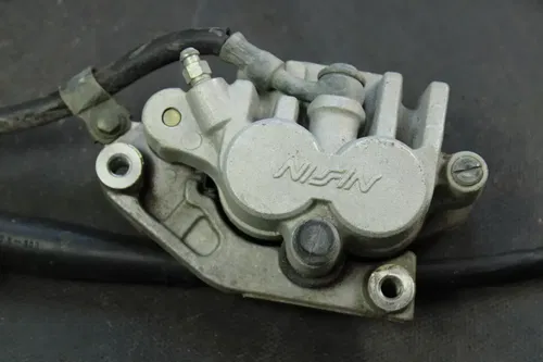 2005 Yamaha Yz450f Complete OEM Front Brake Assembly  B4465