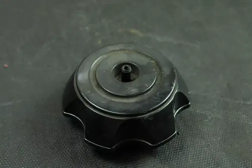 2001 Honda XR250R OEM Gas Tank Cap  B4320