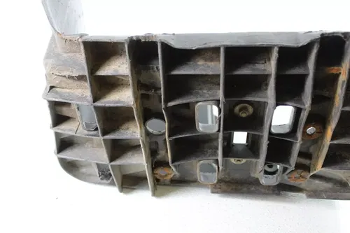 2008 YAMAHA 700 GRIZZLY ATV OEM LEFT FOOTWELL FOOT REST B4450