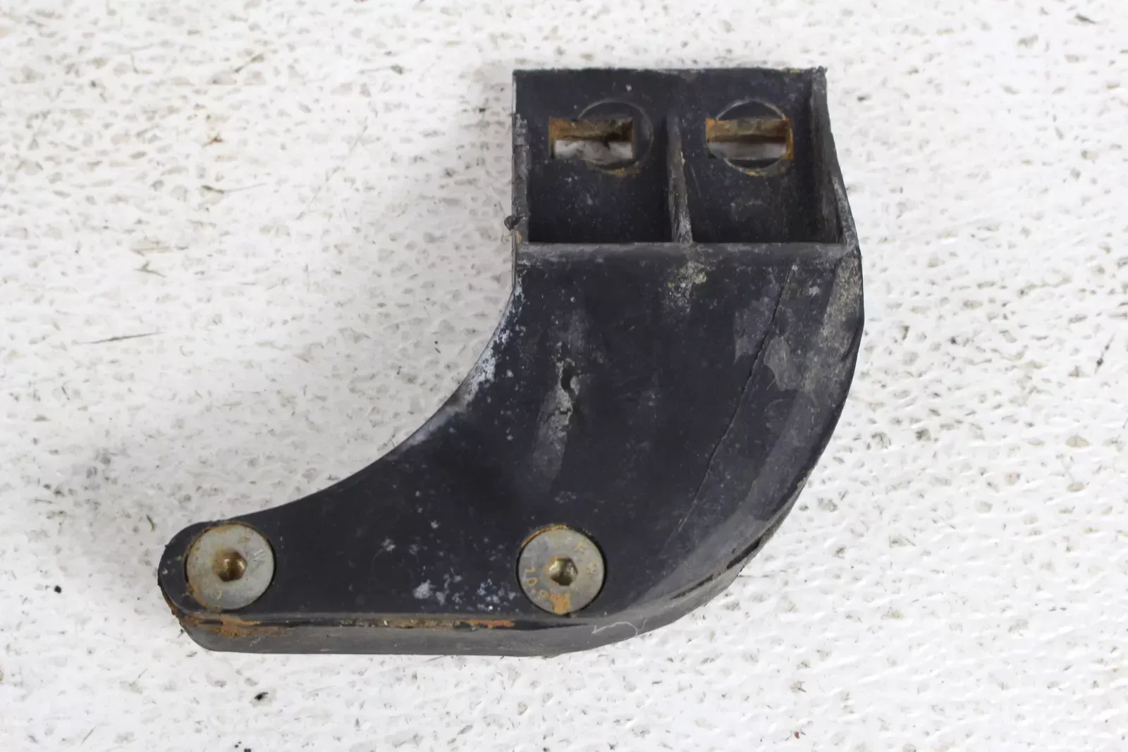 2016 Cobra Cx50 P3 OEM Chain Guide  B4389