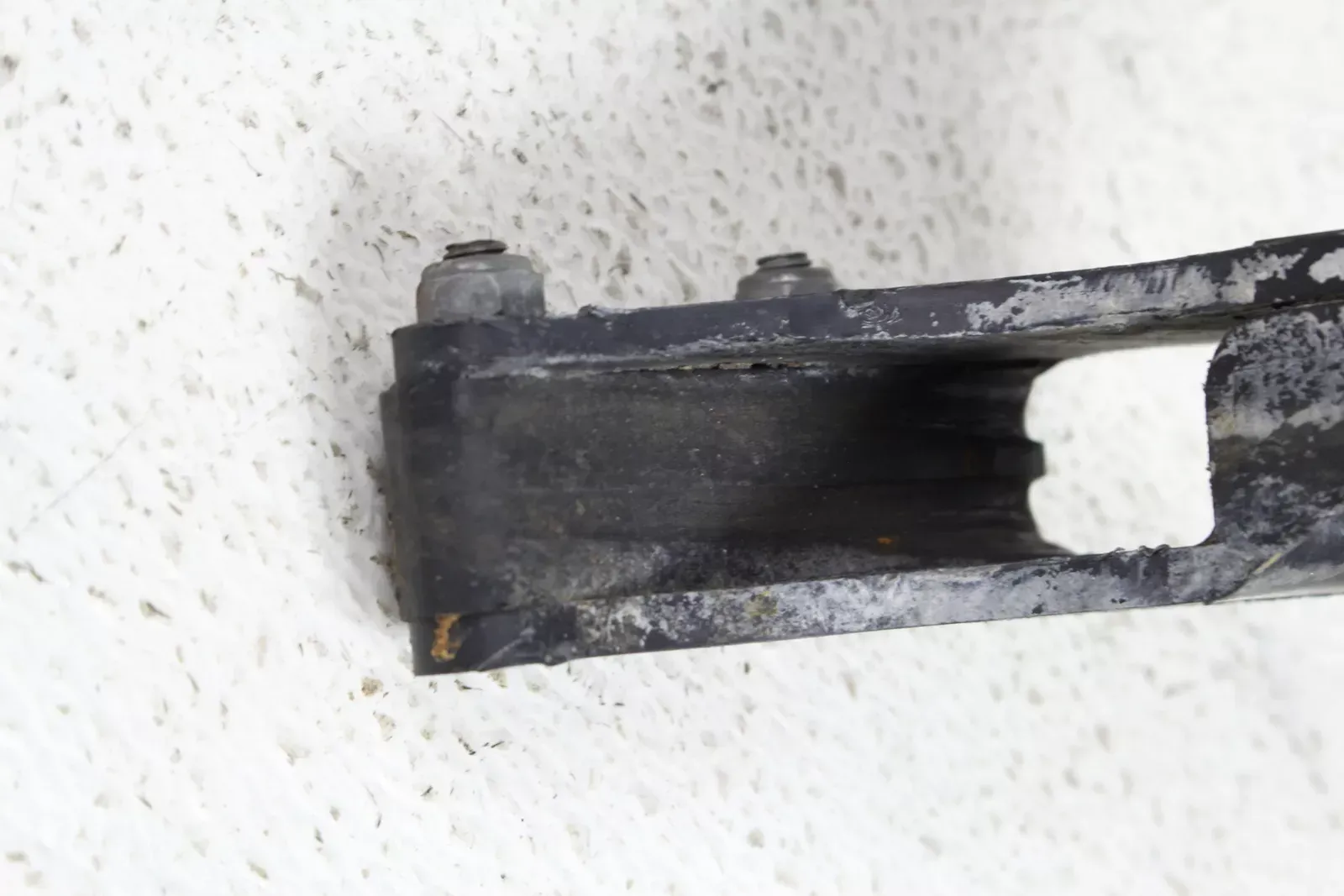 2016 Cobra Cx50 P3 OEM Chain Guide  B4389