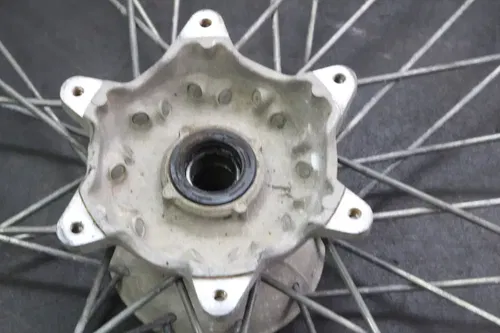 1998 Yamaha Yz125 OEM 21x1.60 Front Wheel  HR5960