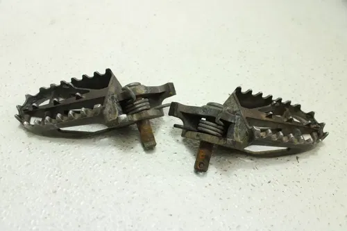 2007 Kawasaki Kx250f OEM Footpeg Set  B4405