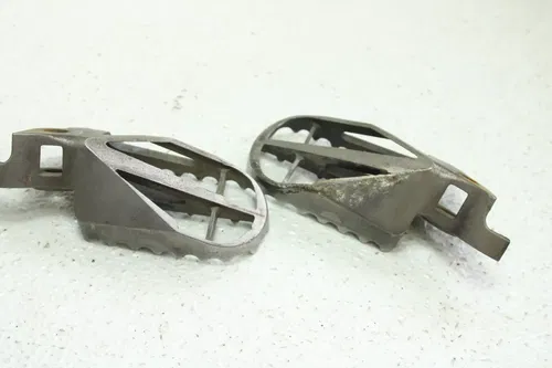 2007 Kawasaki Kx250f OEM Footpeg Set  B4405