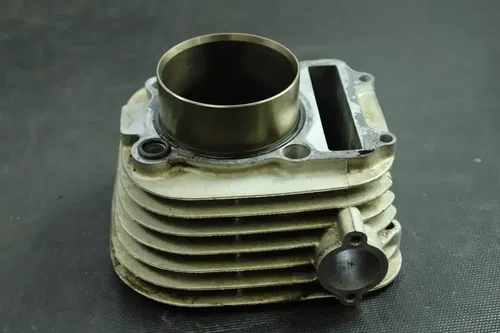 2003 Yamaha TTR225 OEM Cylinder  B4310