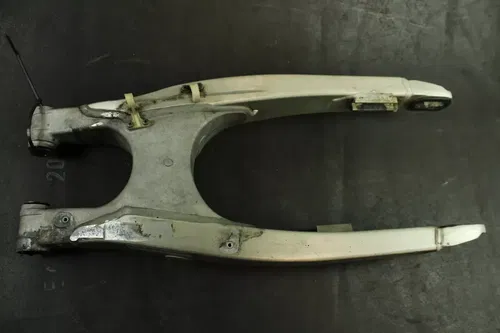 2005 Yamaha Yz125 OEM Swingarm  B4493