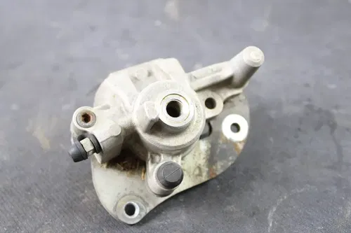 2008 YAMAHA GRIZZLY 700 OEM LEFT FRONT BRAKE CALIPER B4450