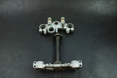 2003 Yamaha TTR225 Tripple Clamps B4310