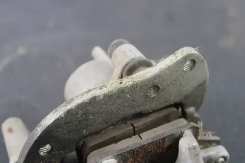 2008 YAMAHA GRIZZLY 700 OEM RIGHT REAR BACK BRAKE CALIPER B4450